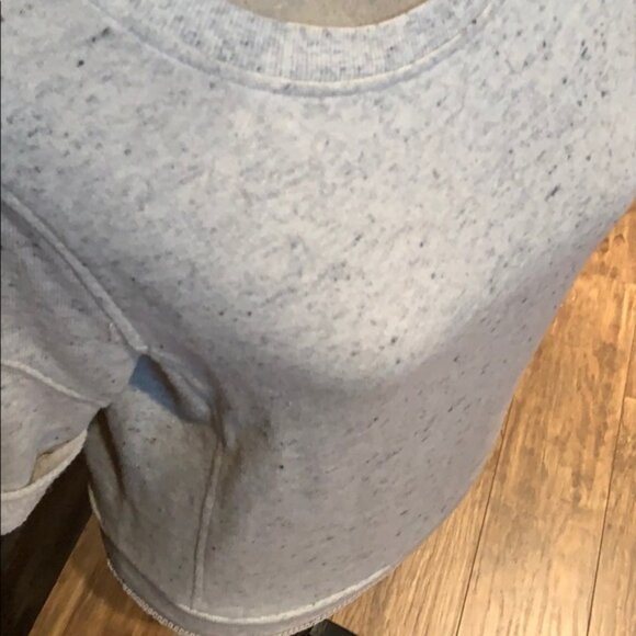 Juicy Couture short sleeve sweater top - Picture 2 of 7